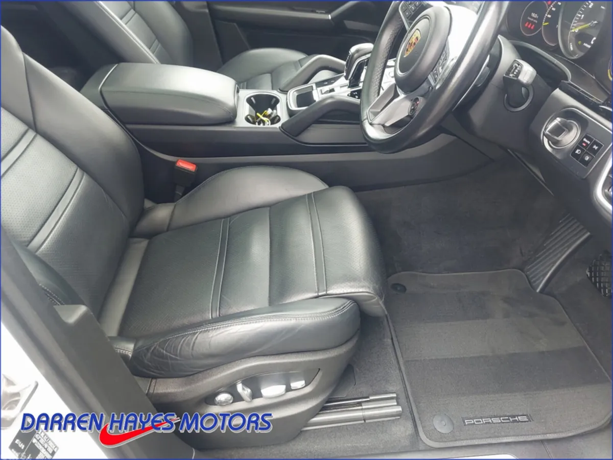 Porsche Cayenne SUV, Petrol Plug-in Hybrid, 2021, White