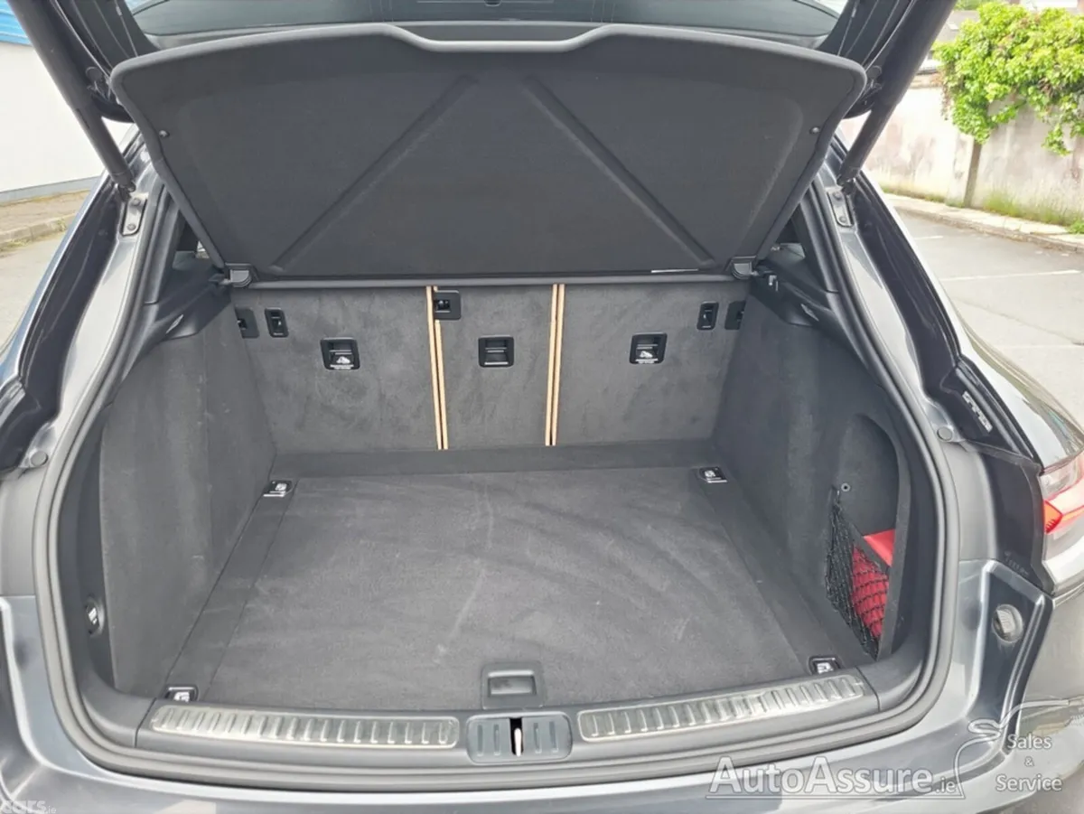 Porsche Macan SUV, Petrol, 2019, Grey