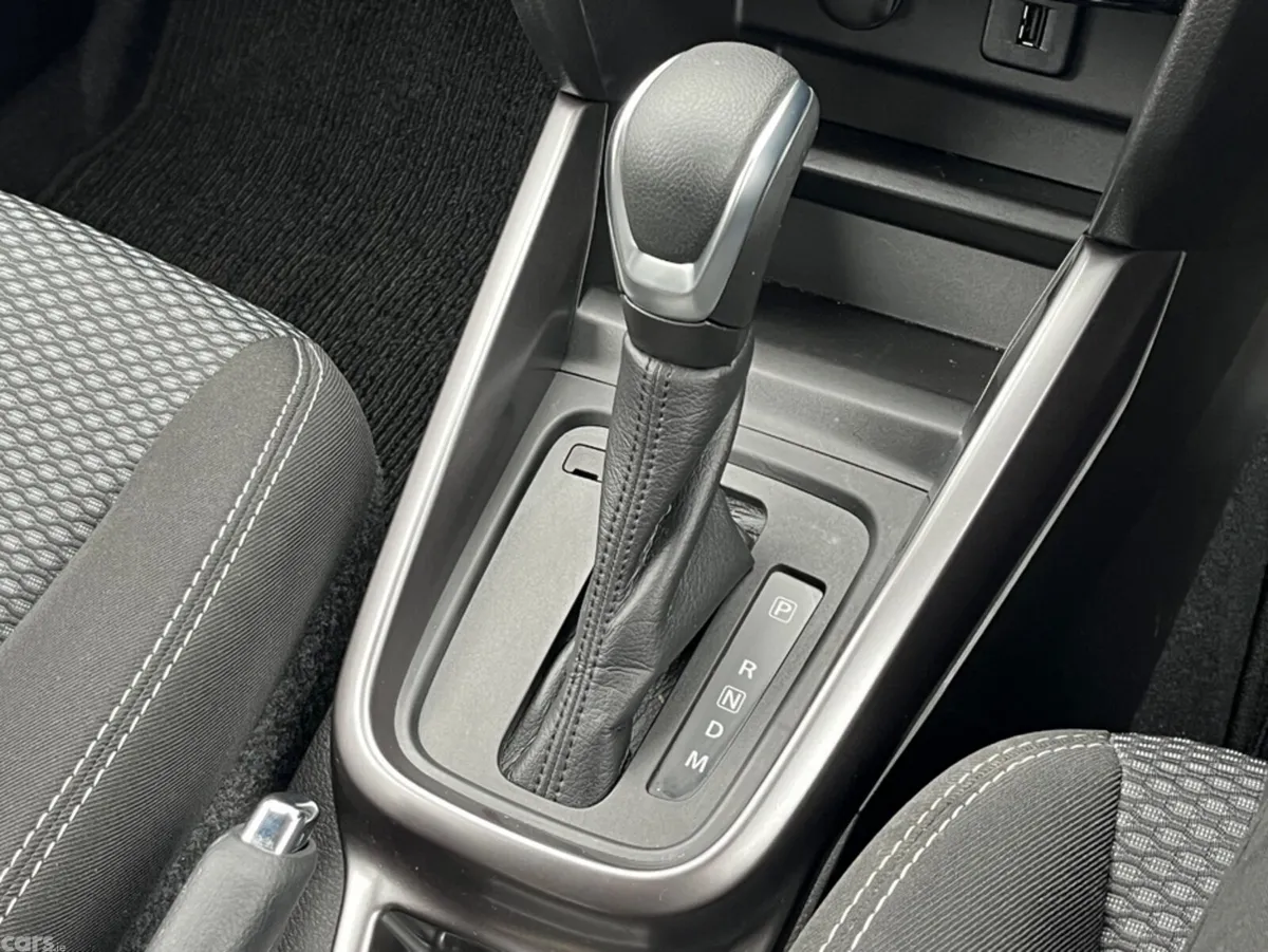 Suzuki Vitara SUV, Petrol Hybrid, 2024, Grey