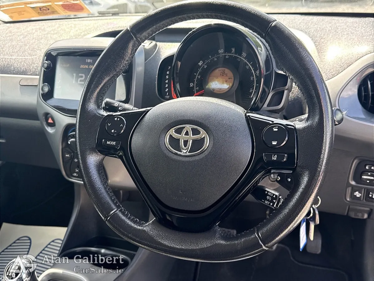 Toyota Aygo Hatchback, Petrol, 2021, Grey