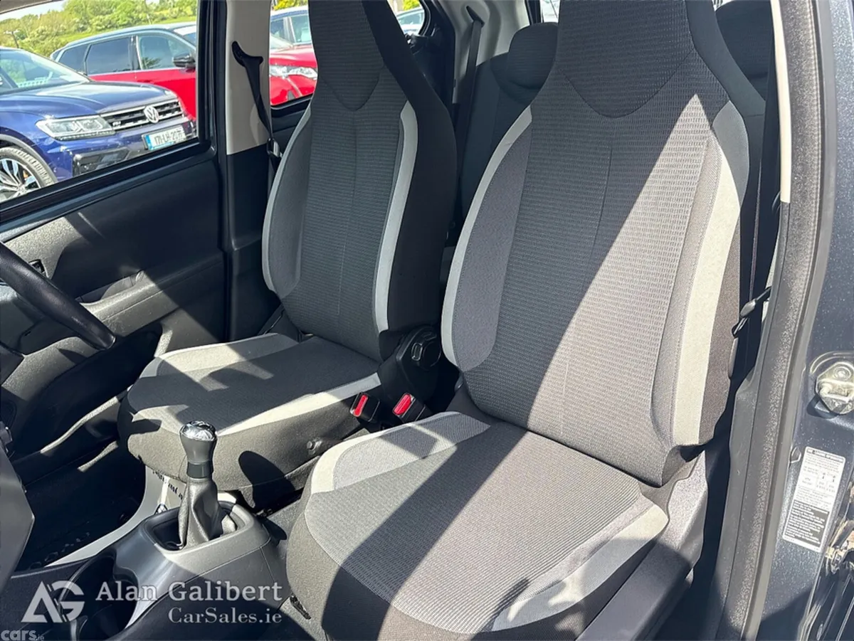 Toyota Aygo Hatchback, Petrol, 2021, Grey