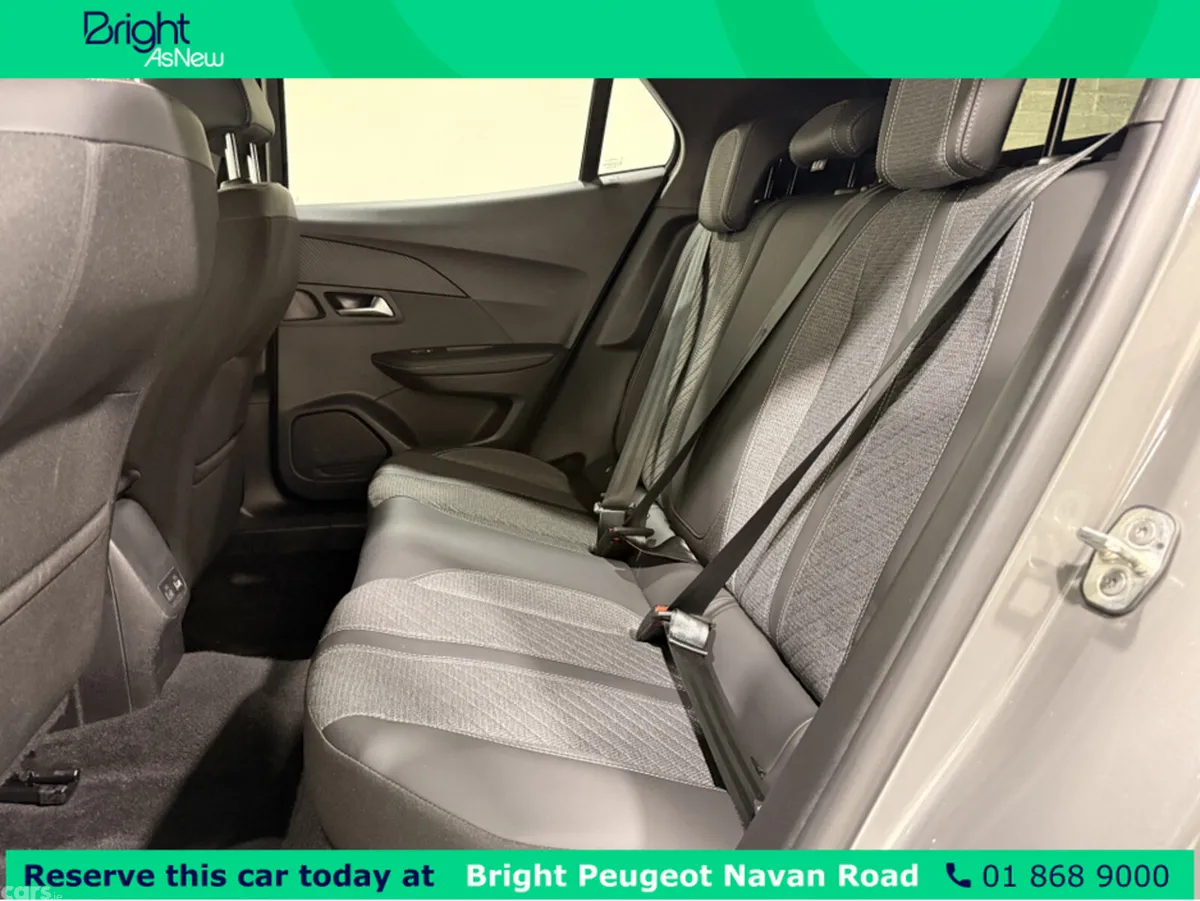 Peugeot 2008 MPV, Petrol, 2024, Grey