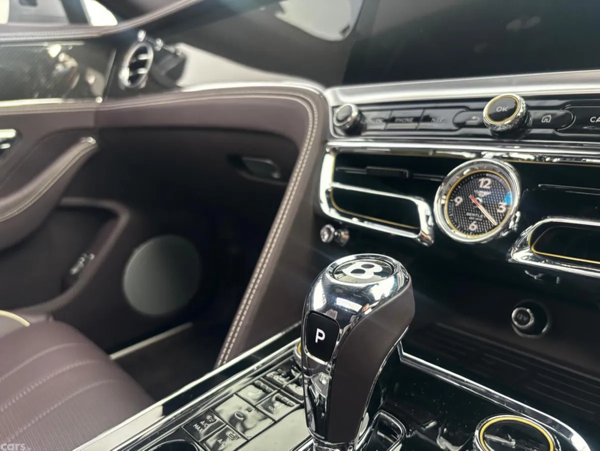 Bentley Flying Spur Saloon, Petrol Plug-in Hybrid, 2024, Grey