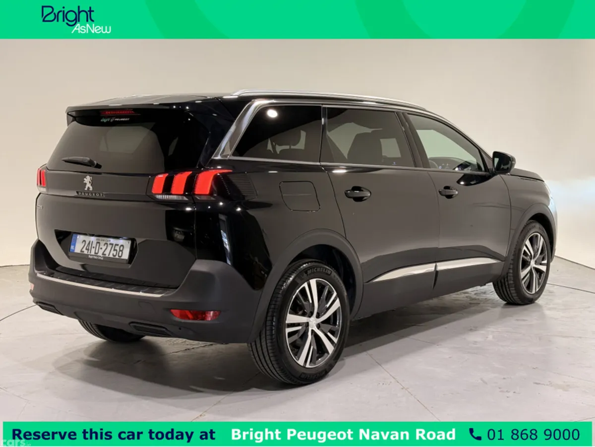 Peugeot 5008 MPV, Diesel, 2024, Black
