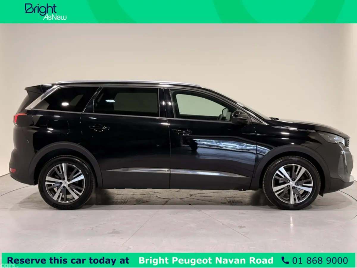 Peugeot 5008 MPV, Diesel, 2024, Black