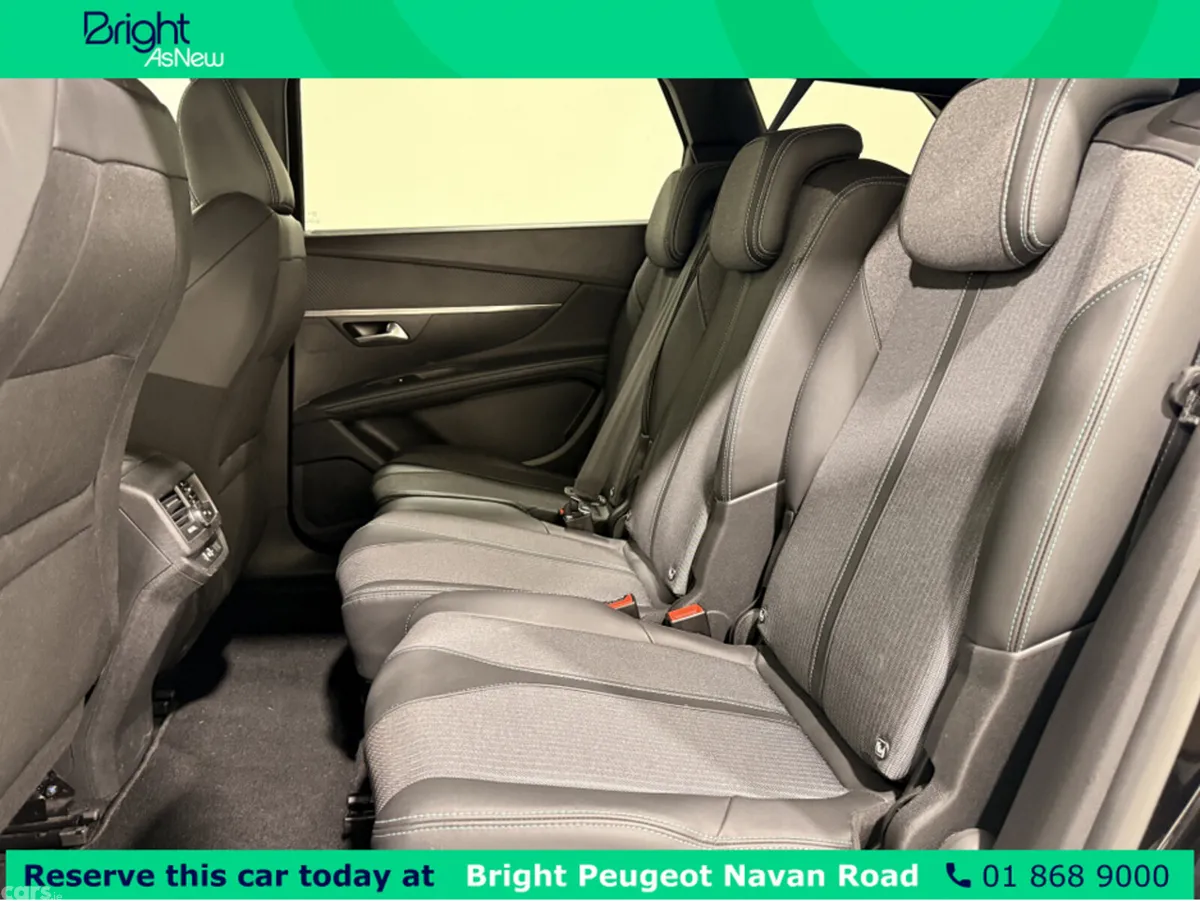 Peugeot 5008 MPV, Diesel, 2024, Black