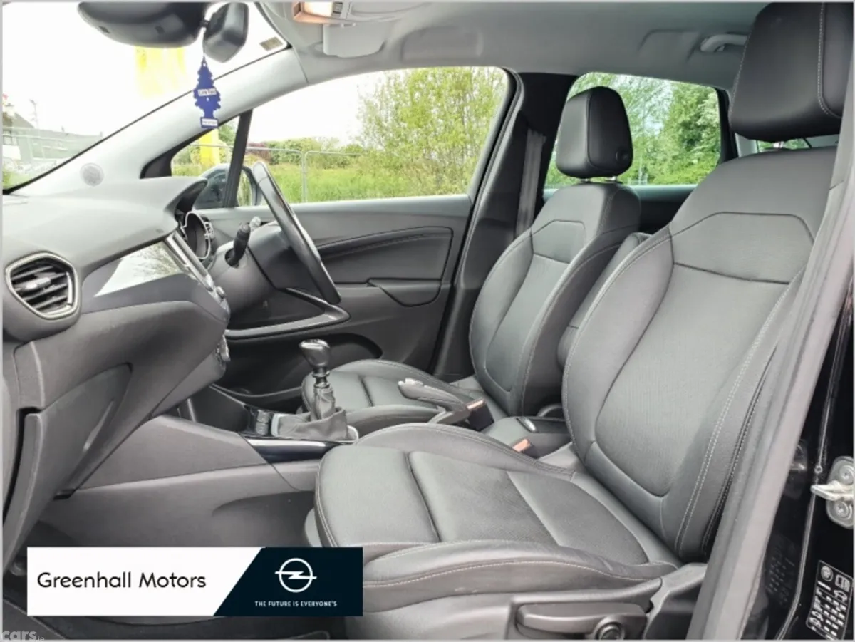 Opel Crossland X MPV, Diesel, 2022, Black