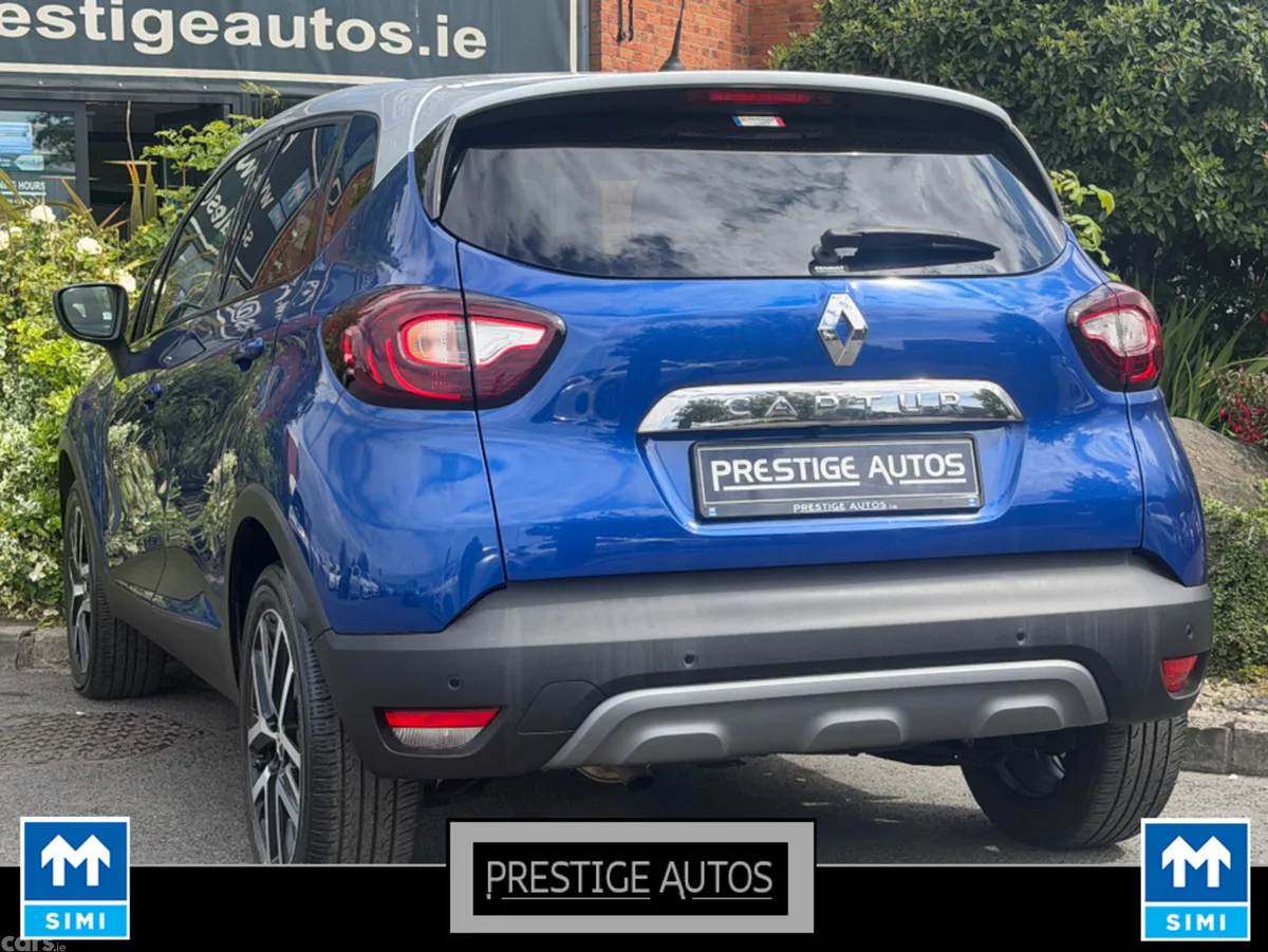 Renault Captur Hatchback, Petrol, 2019, Blue