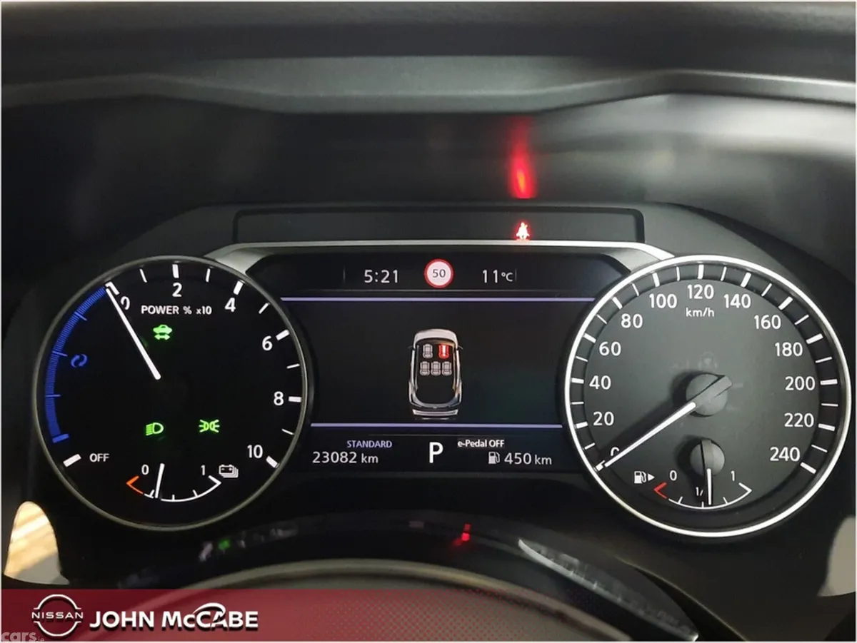 Nissan Qashqai MPV, Petrol Hybrid, 2025, Grey