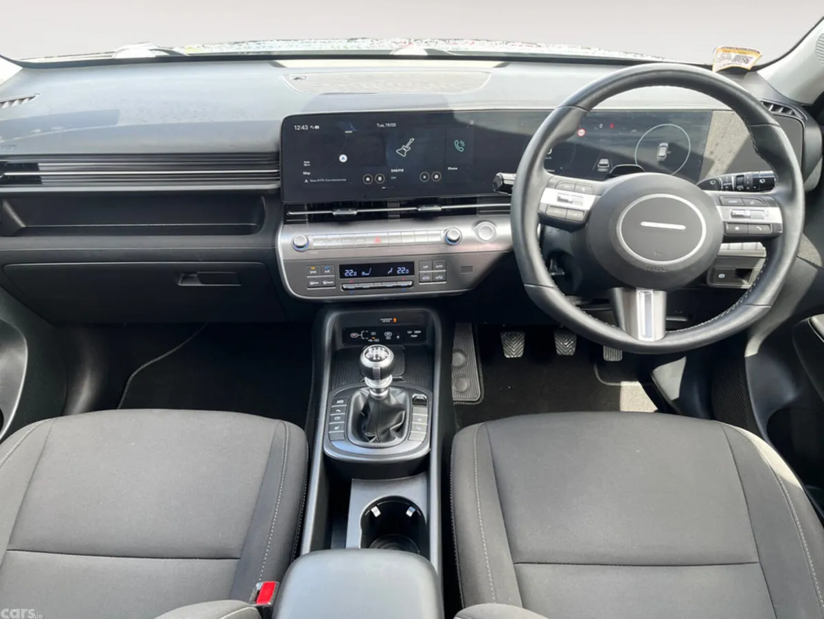 Hyundai KONA MPV, Petrol, 2024, Grey