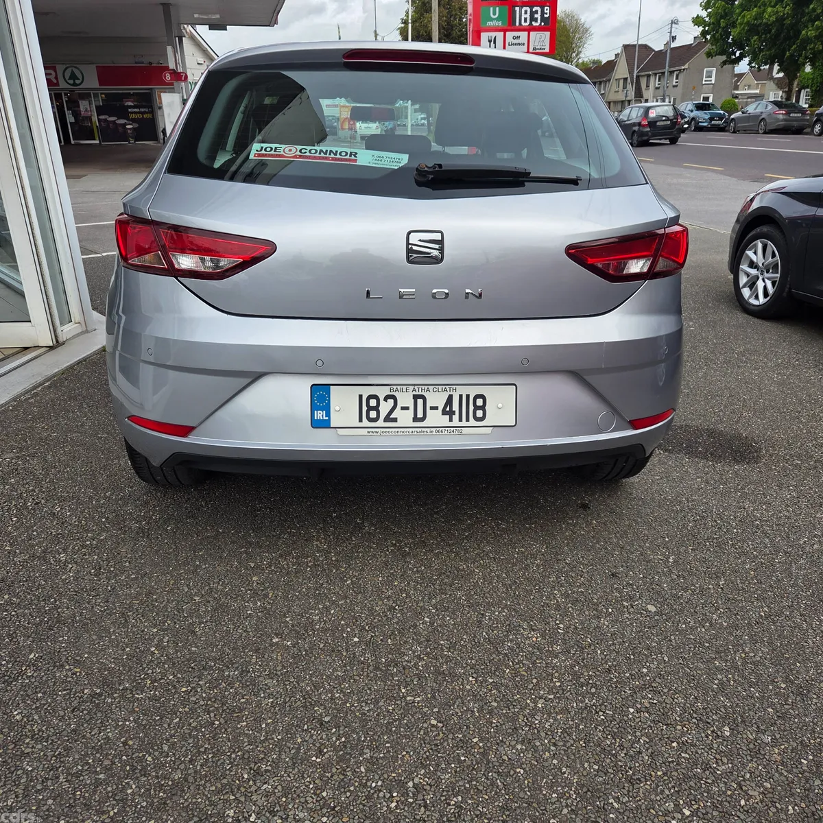 SEAT Leon Hatchback, Petrol, 2018, Grey