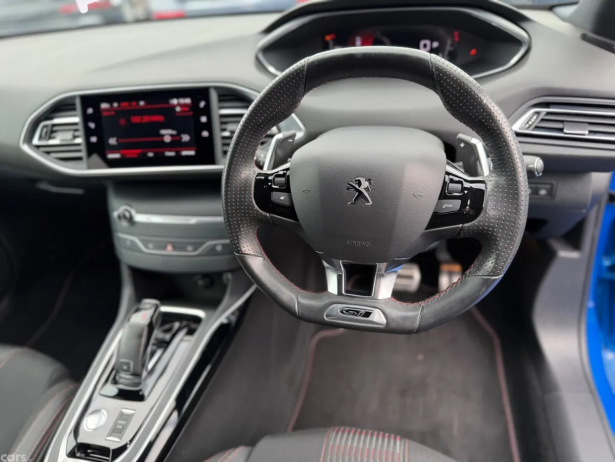 Peugeot 308 Hatchback, Diesel, 2021, Blue