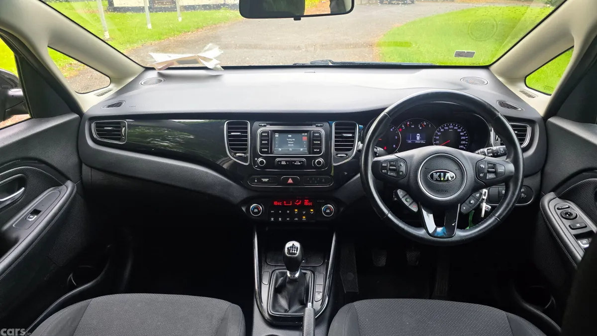 Kia Carens MPV, Diesel, 2016, Black