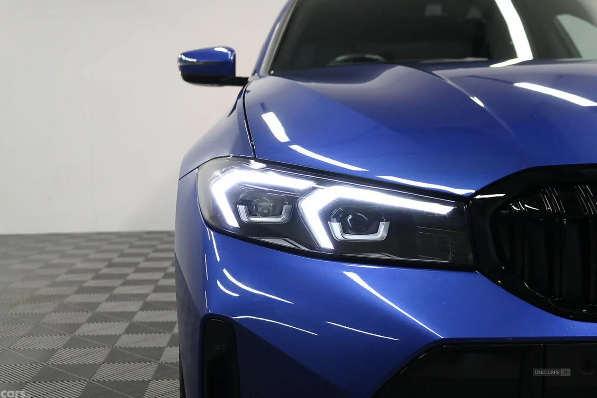 BMW 3-Series Saloon, Petrol Hybrid, 2023, Blue
