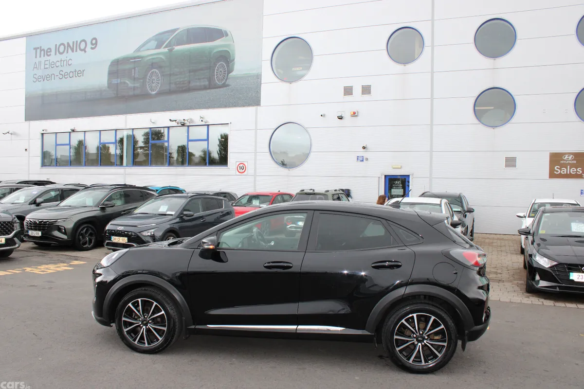 Ford Puma MPV, Petrol Hybrid, 2020, Black