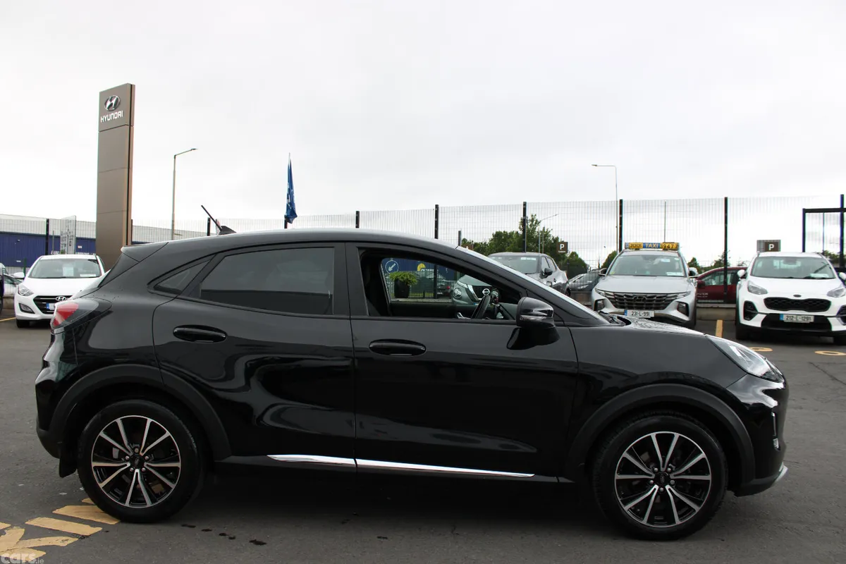 Ford Puma MPV, Petrol Hybrid, 2020, Black