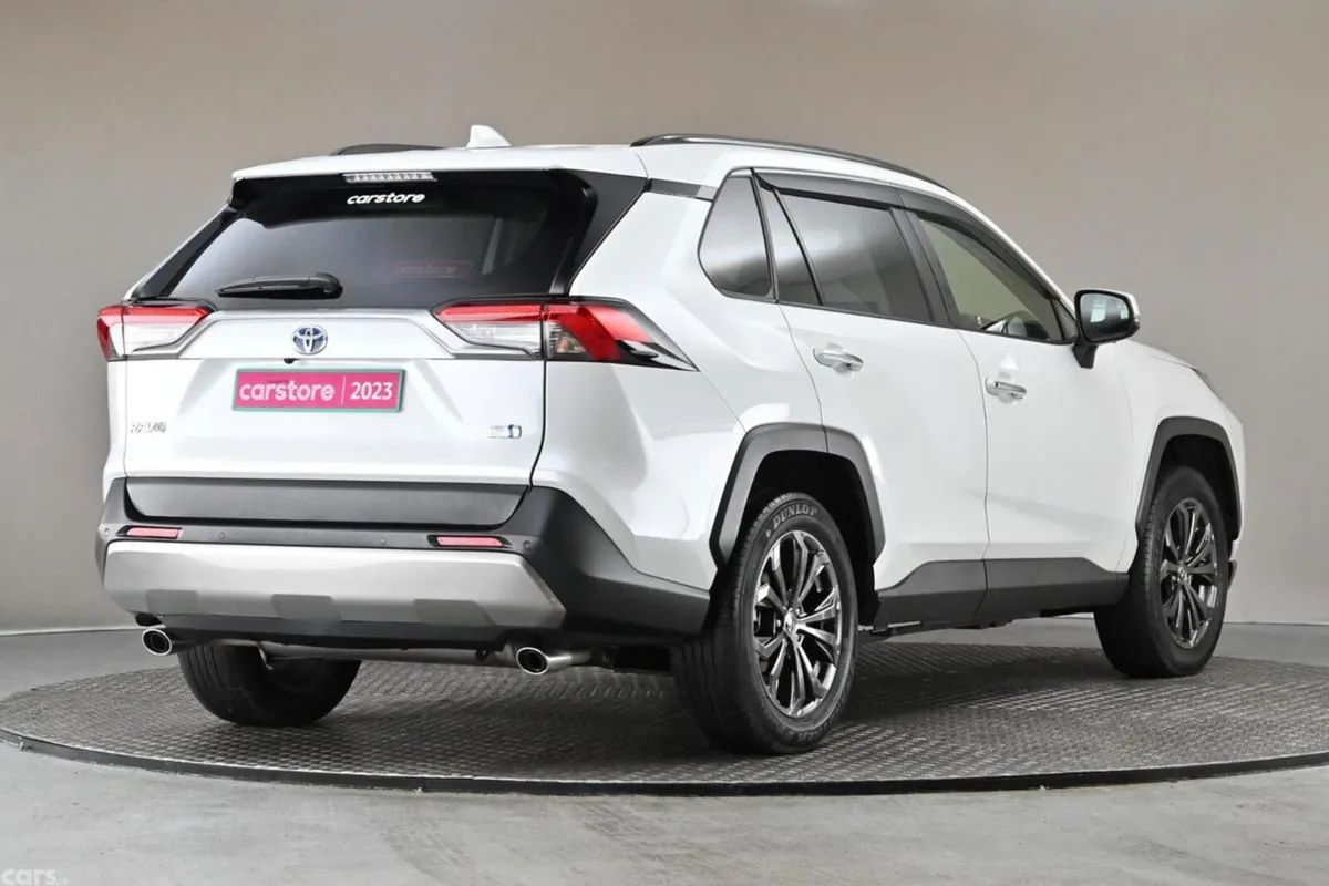 Toyota RAV4 SUV, Petrol Hybrid, 2023, White
