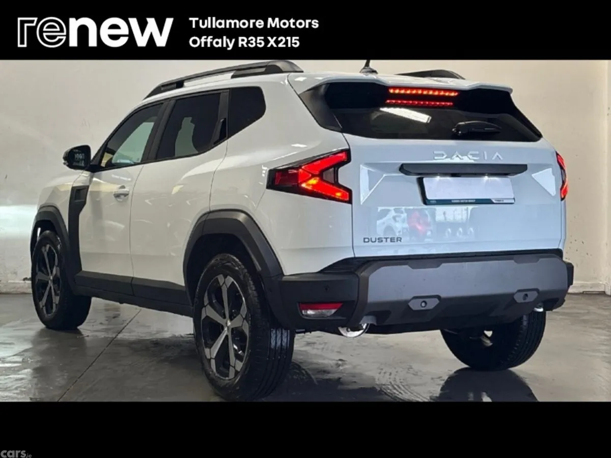 Dacia Duster SUV, Petrol Hybrid, 2025, White