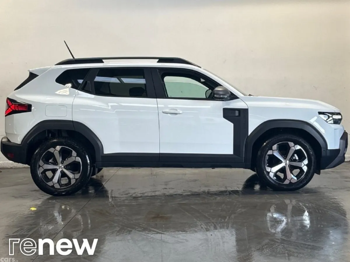 Dacia Duster SUV, Petrol Hybrid, 2025, White