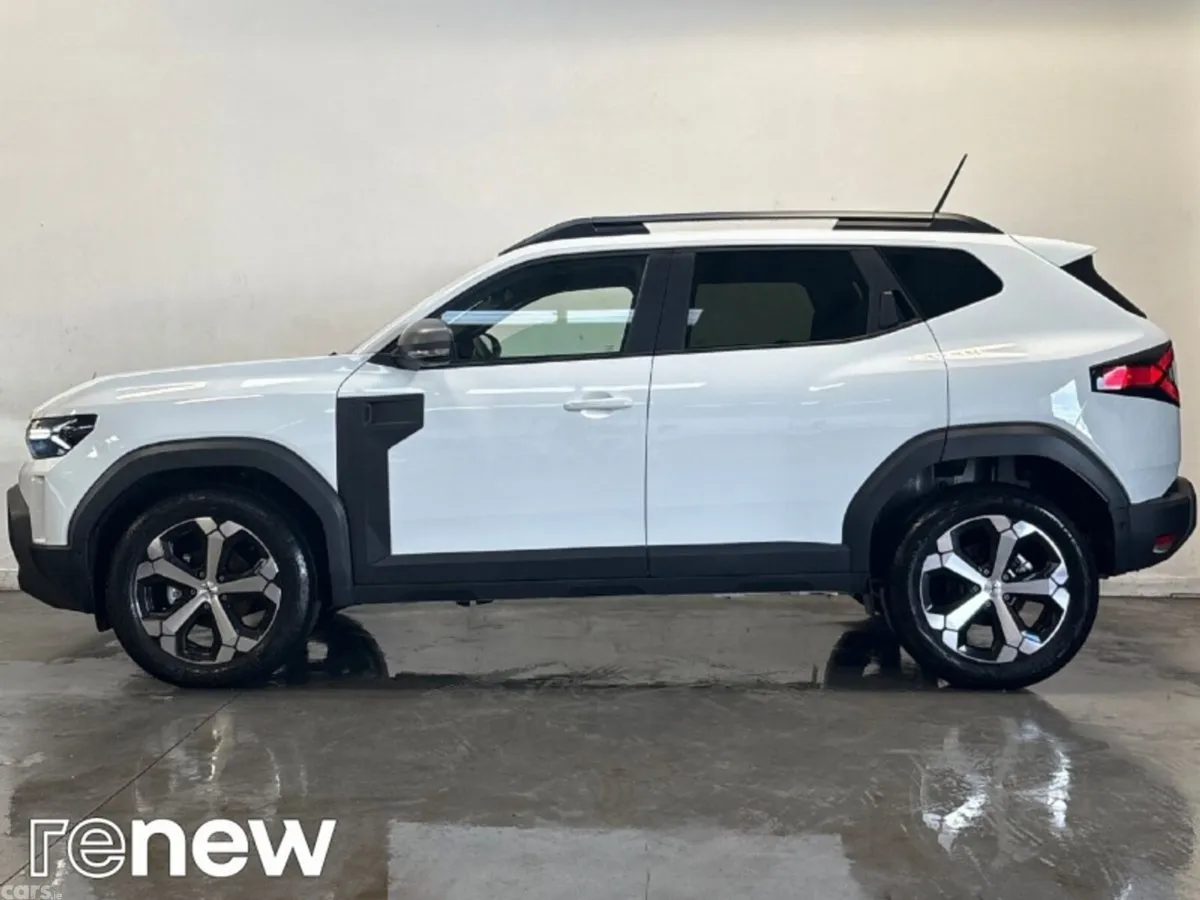 Dacia Duster SUV, Petrol Hybrid, 2025, White