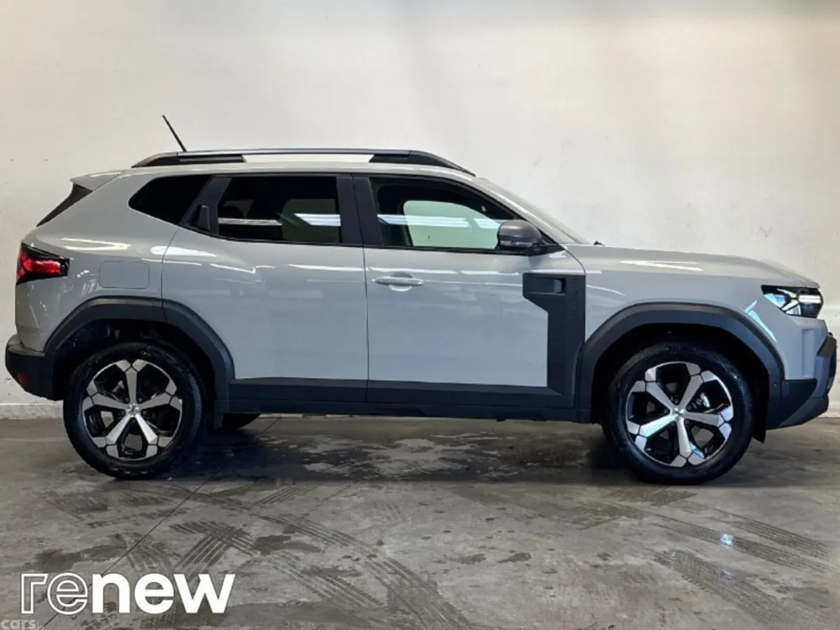 Dacia Duster SUV, Petrol Hybrid, 2025, Beige