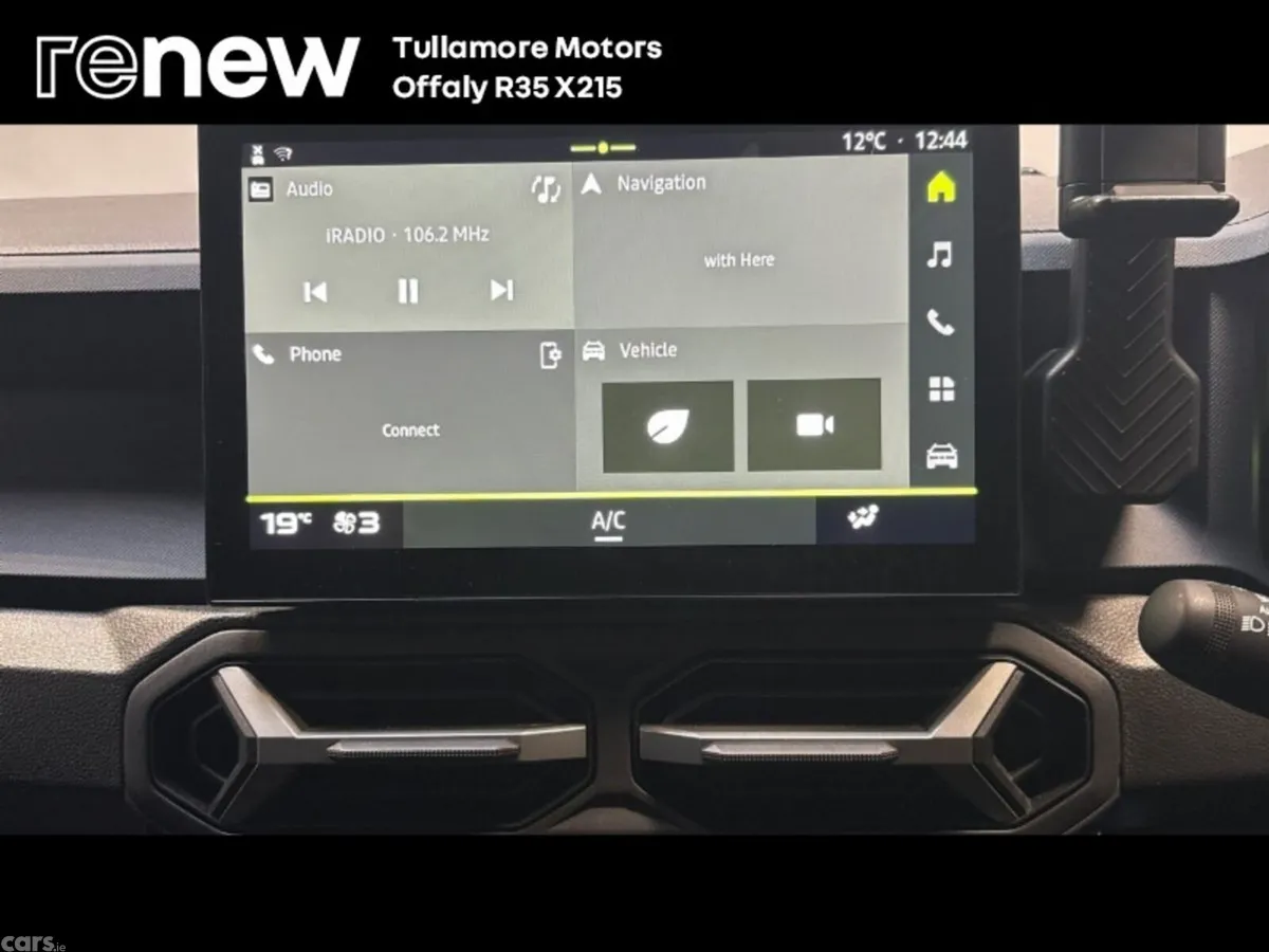 Dacia Duster SUV, Petrol Hybrid, 2025, Beige