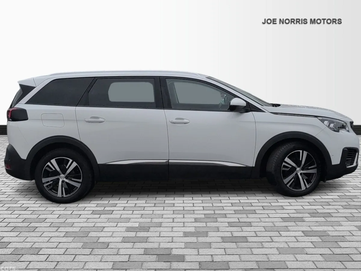 Peugeot 5008 MPV, Diesel, 2019, White
