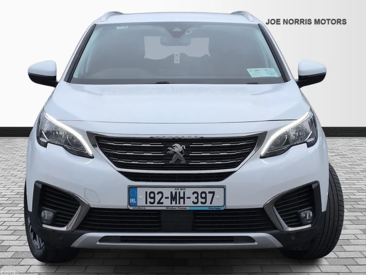 Peugeot 5008 MPV, Diesel, 2019, White