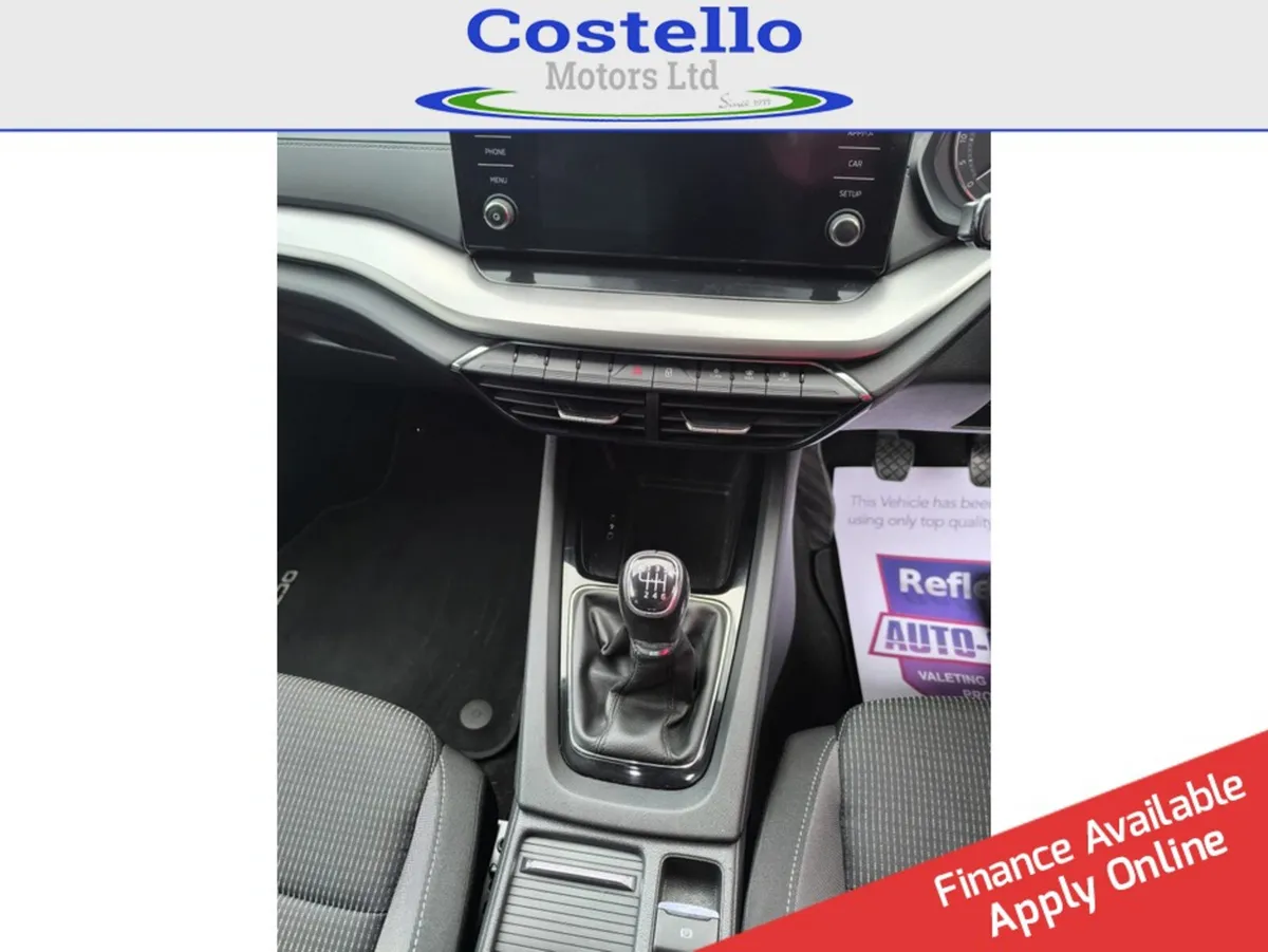 Skoda Octavia Saloon, Diesel, 2021, Black