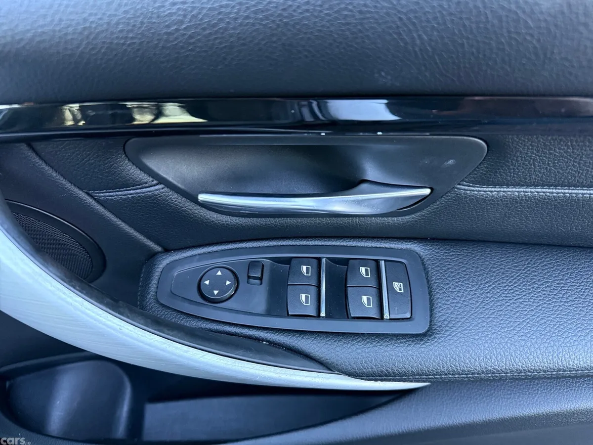 BMW 3-Series Saloon, Diesel, 2018, Black