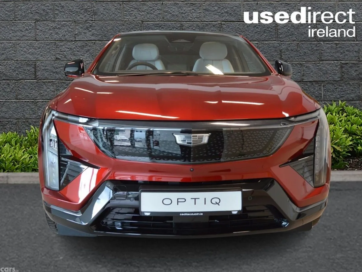Cadillac Optiq Hatchback, Electric, 2026, Red
