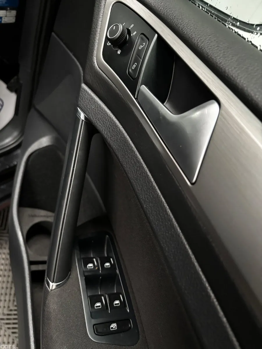 Volkswagen Golf Hatchback, Petrol, 2016, Black