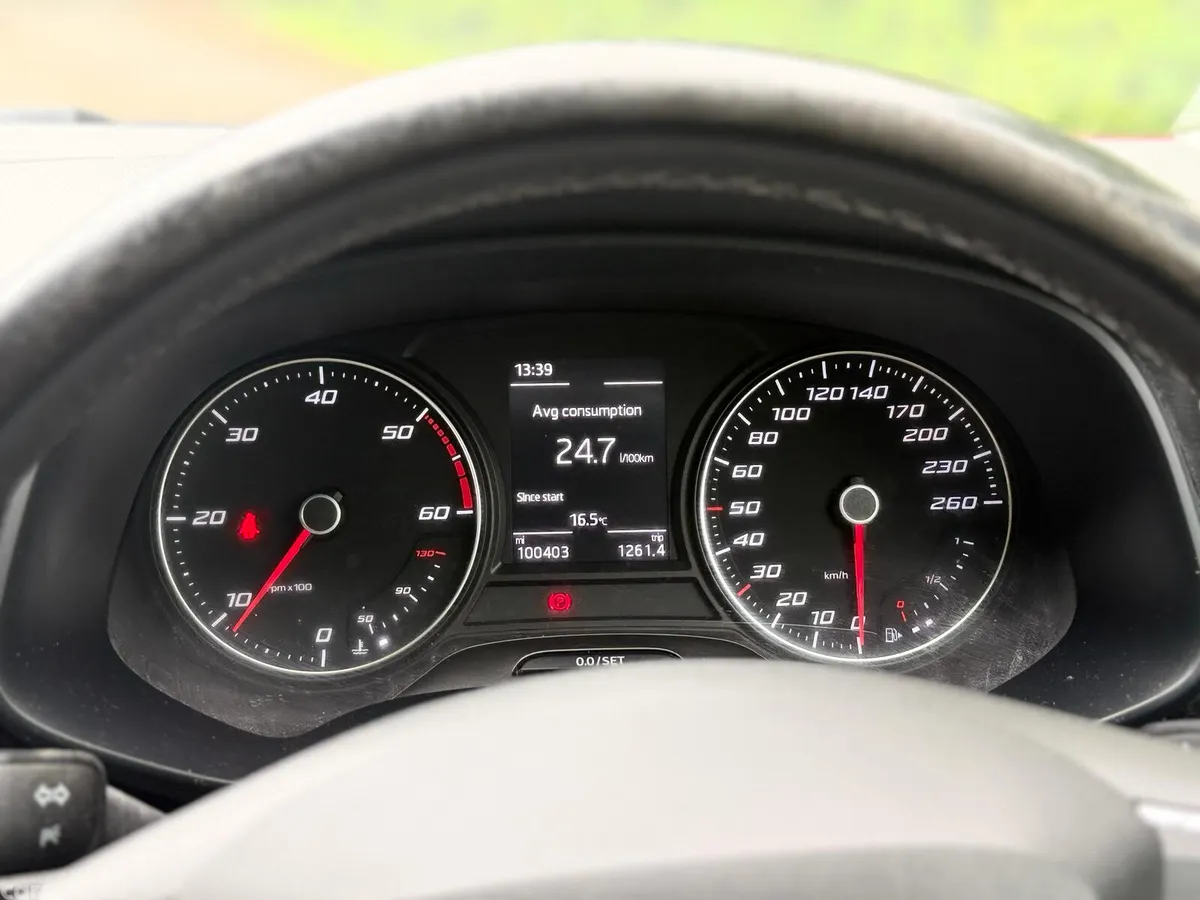 SEAT Leon Estate, Diesel, 2018, Red