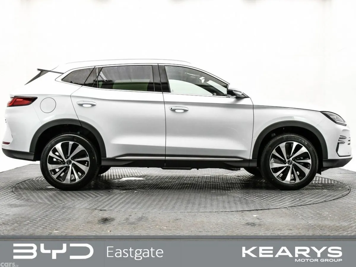 BYD SEAL U SUV, Petrol Plug-in Hybrid, 2025, White