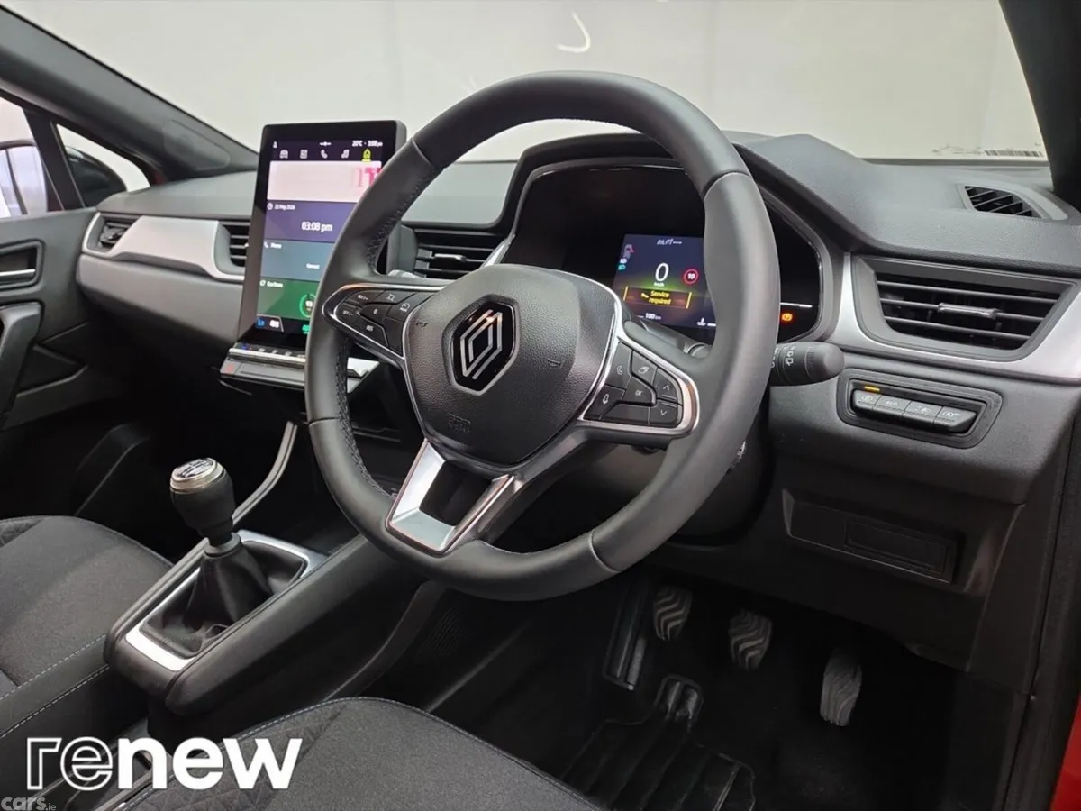 Renault Captur Hatchback, Petrol, 2025, Red