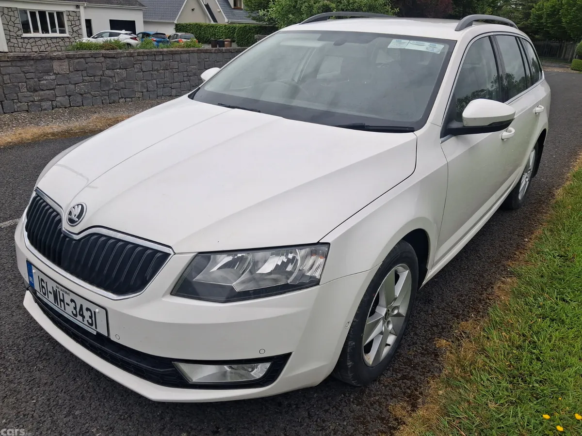 Skoda Octavia Estate, Diesel, 2016, White
