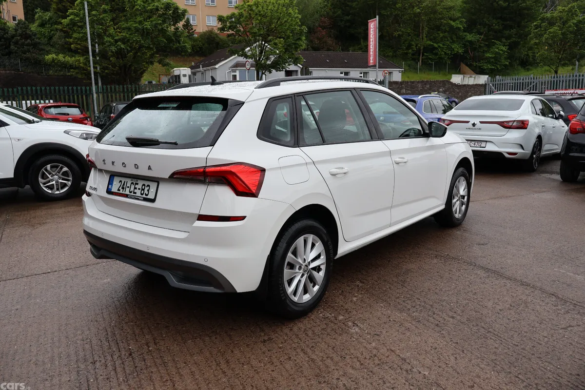 Skoda Kamiq Hatchback, Petrol, 2024, White