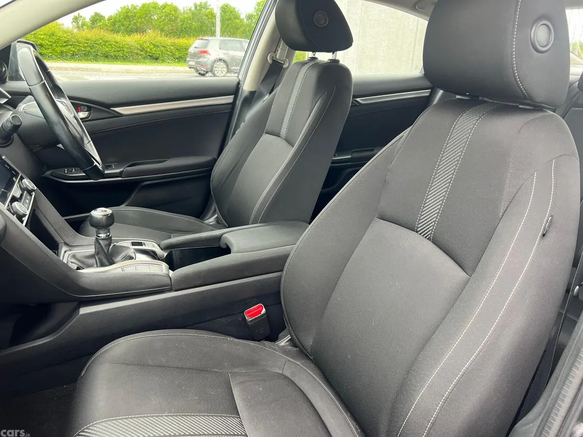 Honda Civic Saloon, Petrol, 2020, Grey