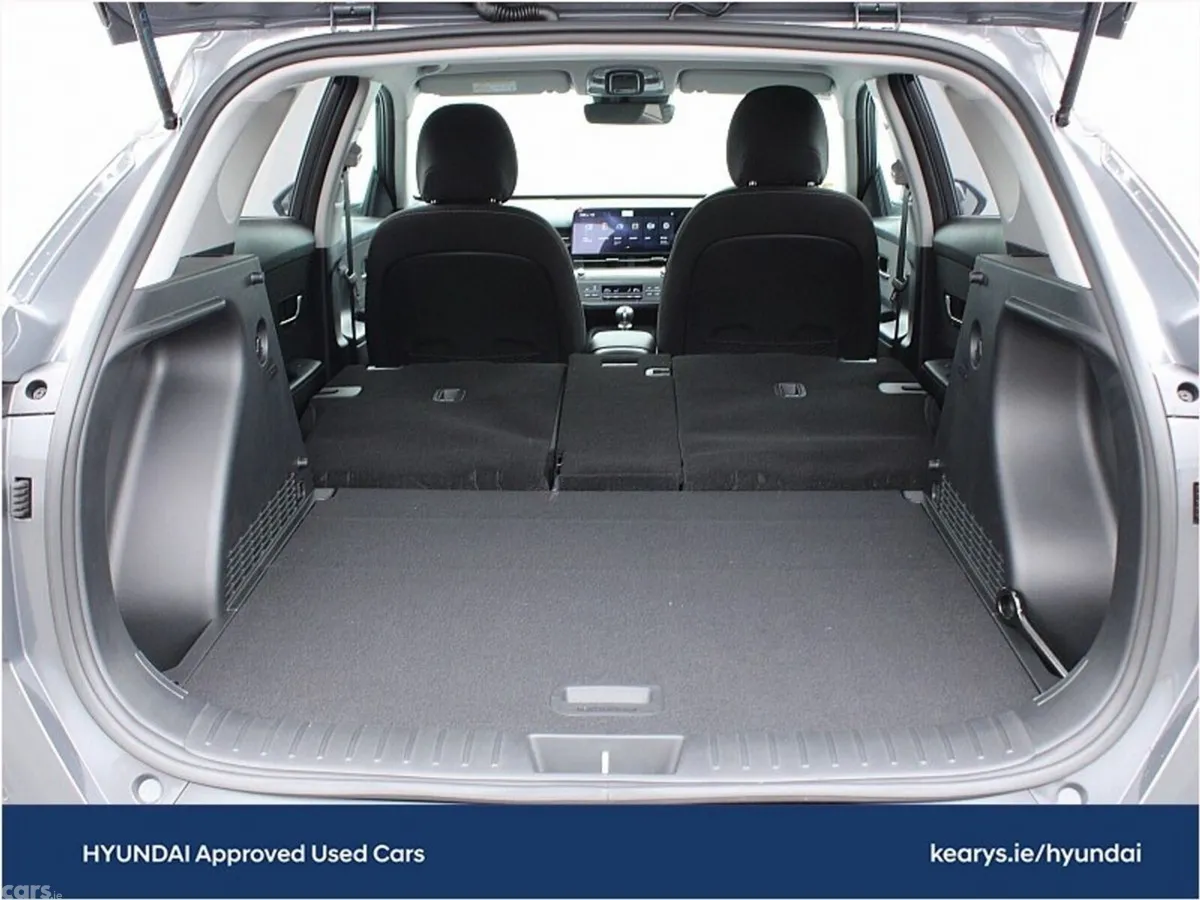 Hyundai KONA MPV, Petrol, 2026, Grey