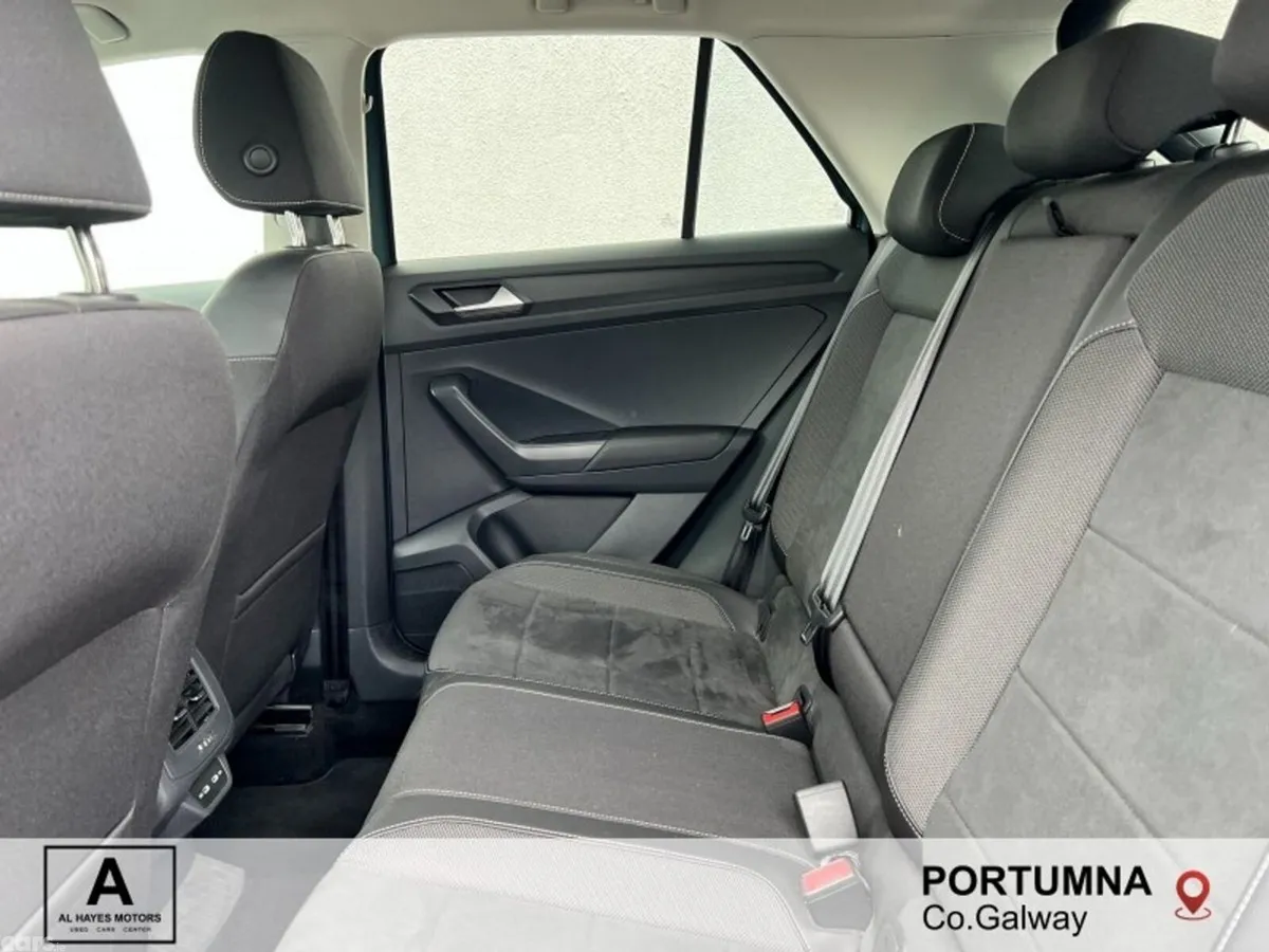 Volkswagen T-Roc SUV, Petrol, 2023, Blue