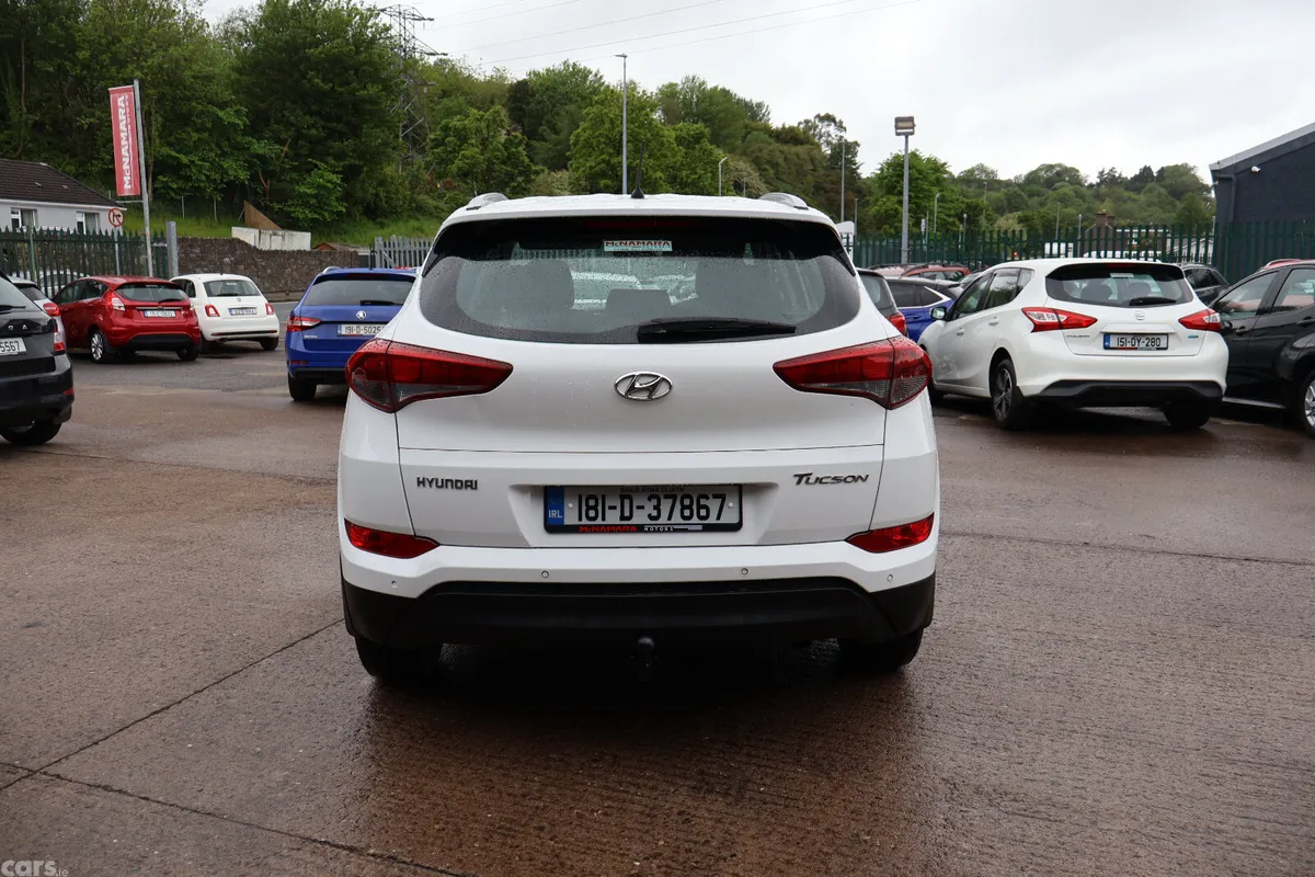 Hyundai Tucson SUV, Petrol, 2018, White