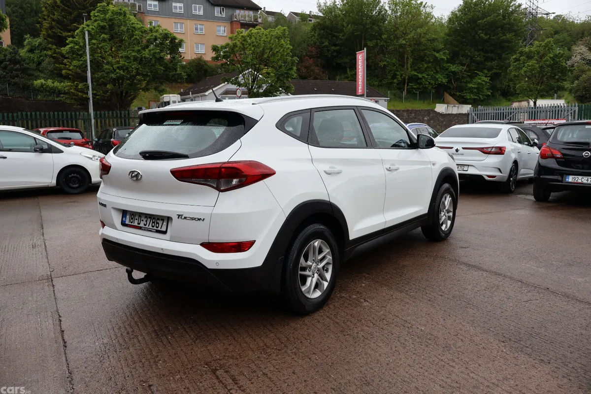 Hyundai Tucson SUV, Petrol, 2018, White