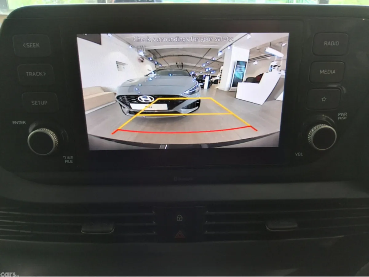 Hyundai i20 Hatchback, Petrol, 2022, Black