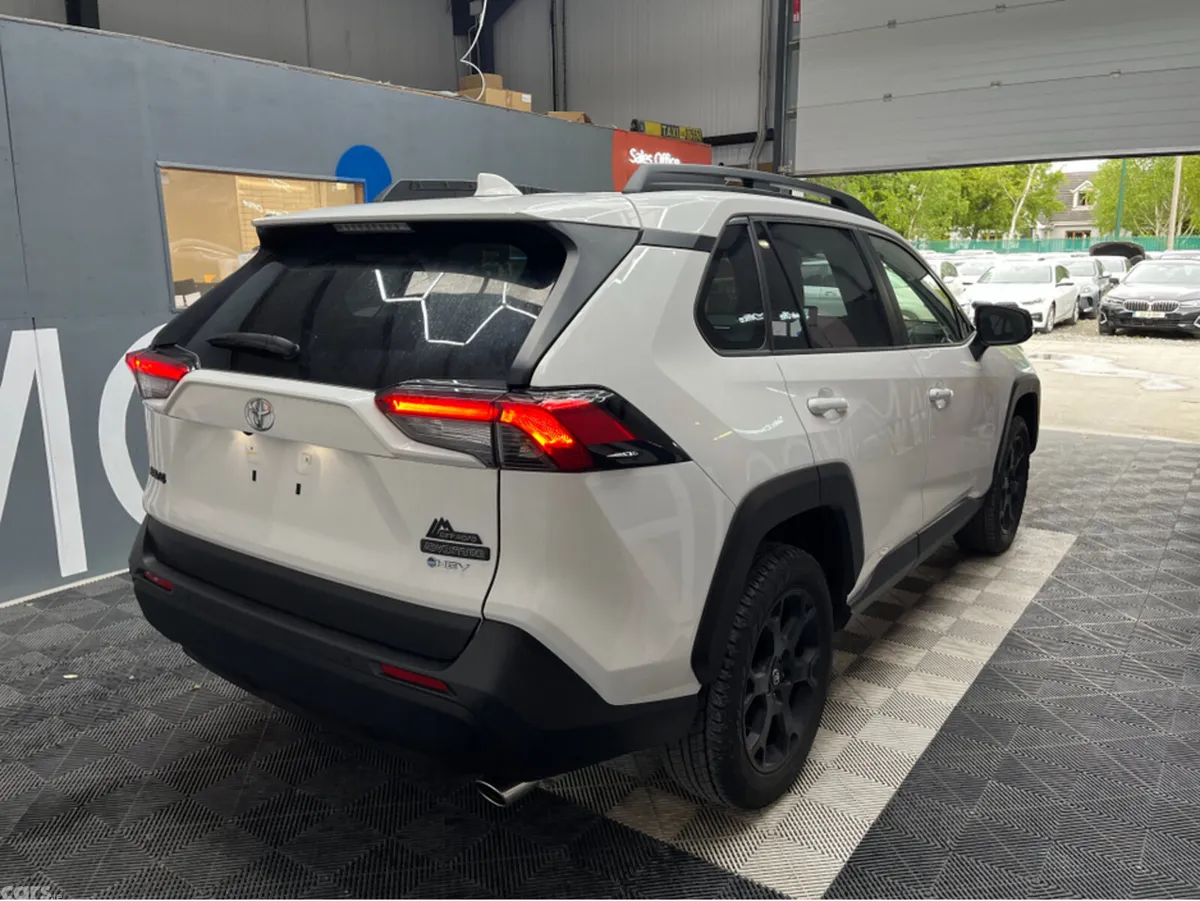 Toyota RAV4 SUV, Petrol Hybrid, 2025, White