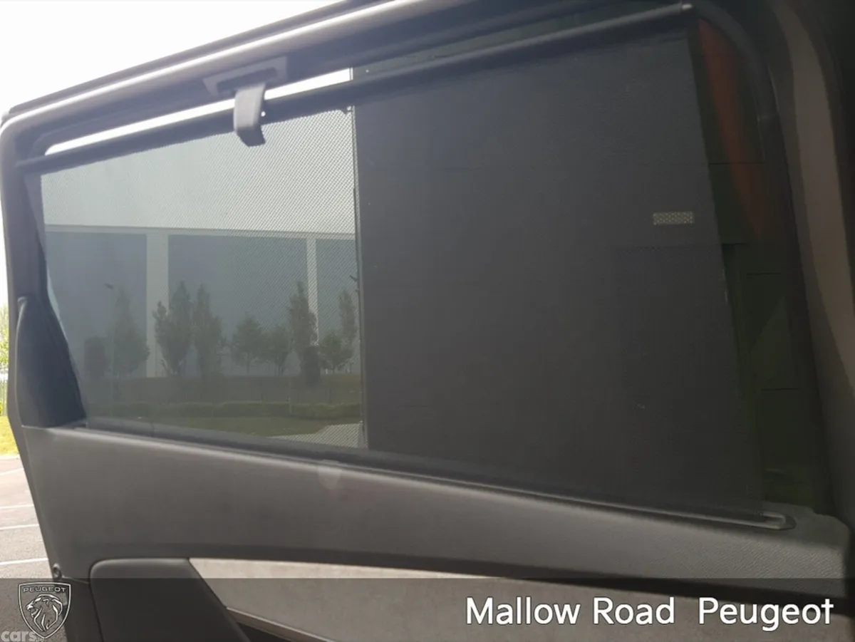 Peugeot 5008 SUV, Diesel, 2022, Grey