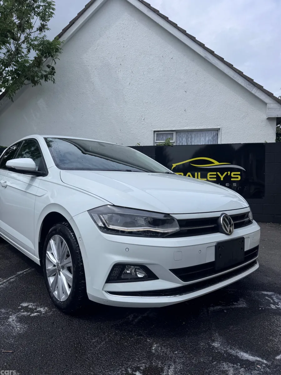Volkswagen Polo Hatchback, Petrol, 2019, White