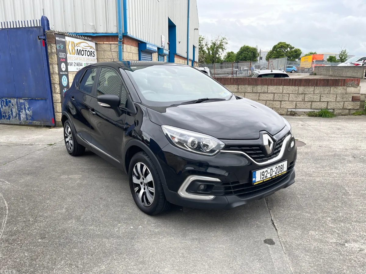 Renault Captur Hatchback, Petrol, 2019, Black