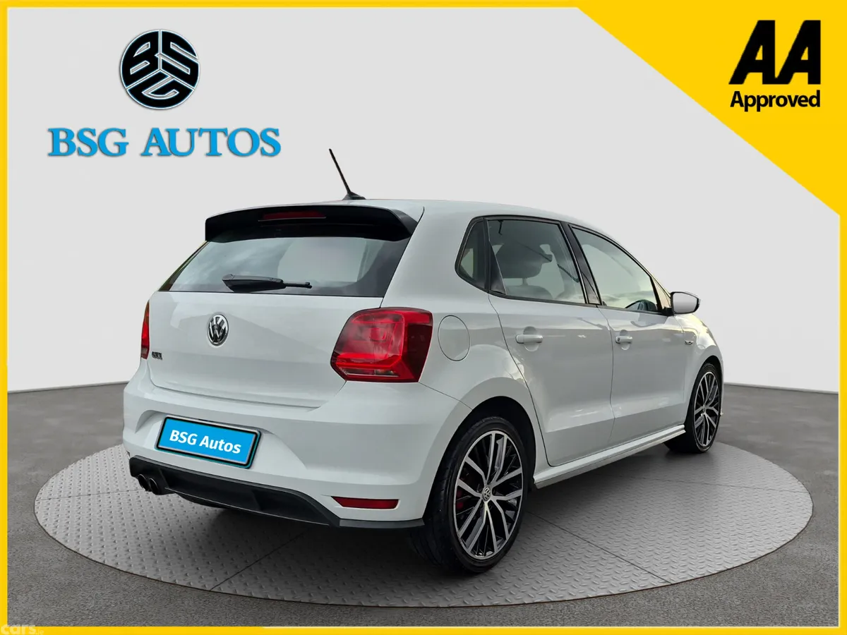 Volkswagen Polo Hatchback, Petrol, 2015, White