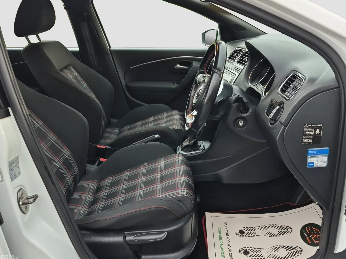 Volkswagen Polo Hatchback, Petrol, 2015, White