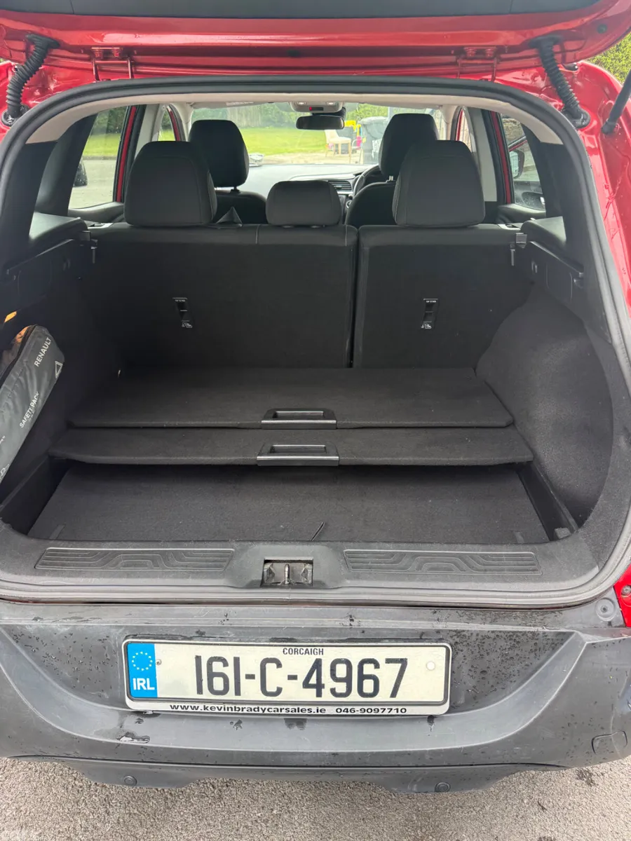 Renault Kadjar SUV, Diesel, 2016, Red